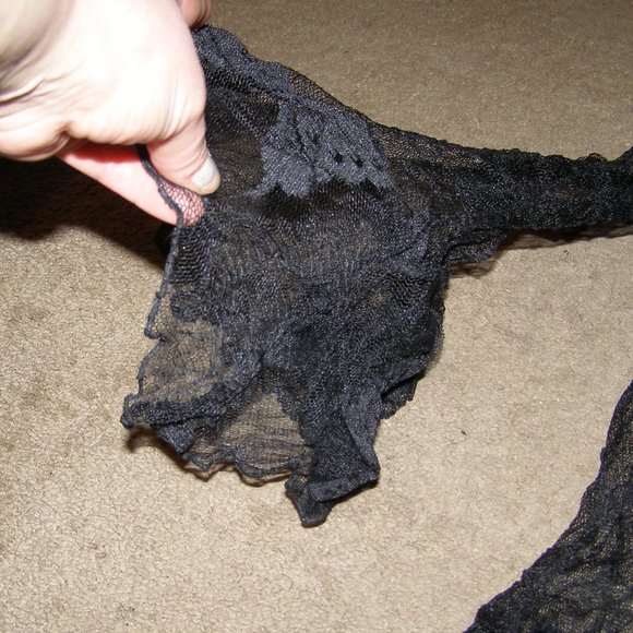 🖤🦋NEW size M 6-8 MK Solo Black Lace Butterfly stretch Top - Picture 7 of 12